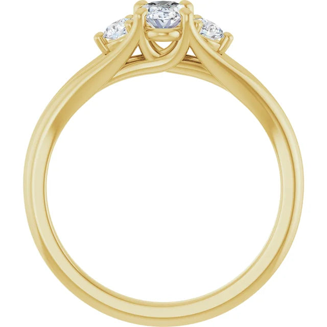 The Oval Elowen™ Setting in 14k yellow gold