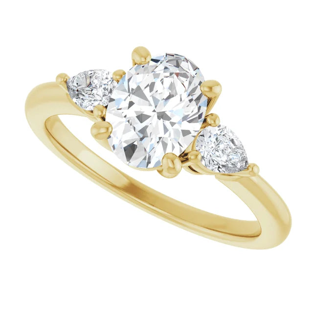 The Oval Seraphine™ Setting in 14k yellow gold