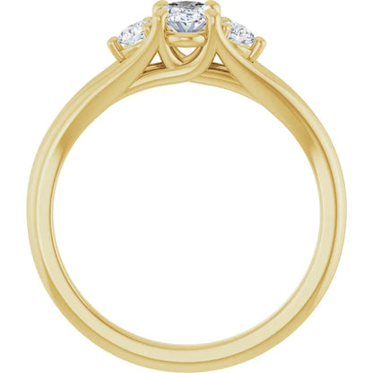 The Oval Elowen™ Setting in 14k yellow gold