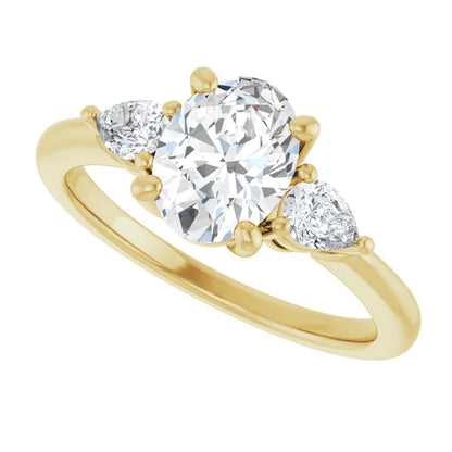 The Oval Seraphine™ Setting in 14k yellow gold