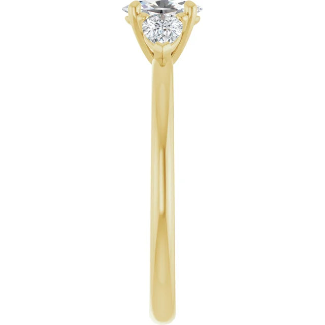The Oval Seraphielé™ Setting in 14k yellow gold